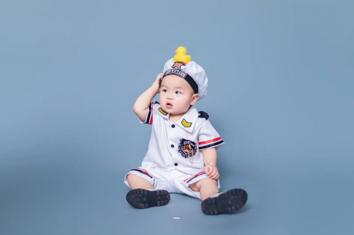 瓦房店宝宝老摇头怎么回事 瓦房店宝宝老摇头怎么回事